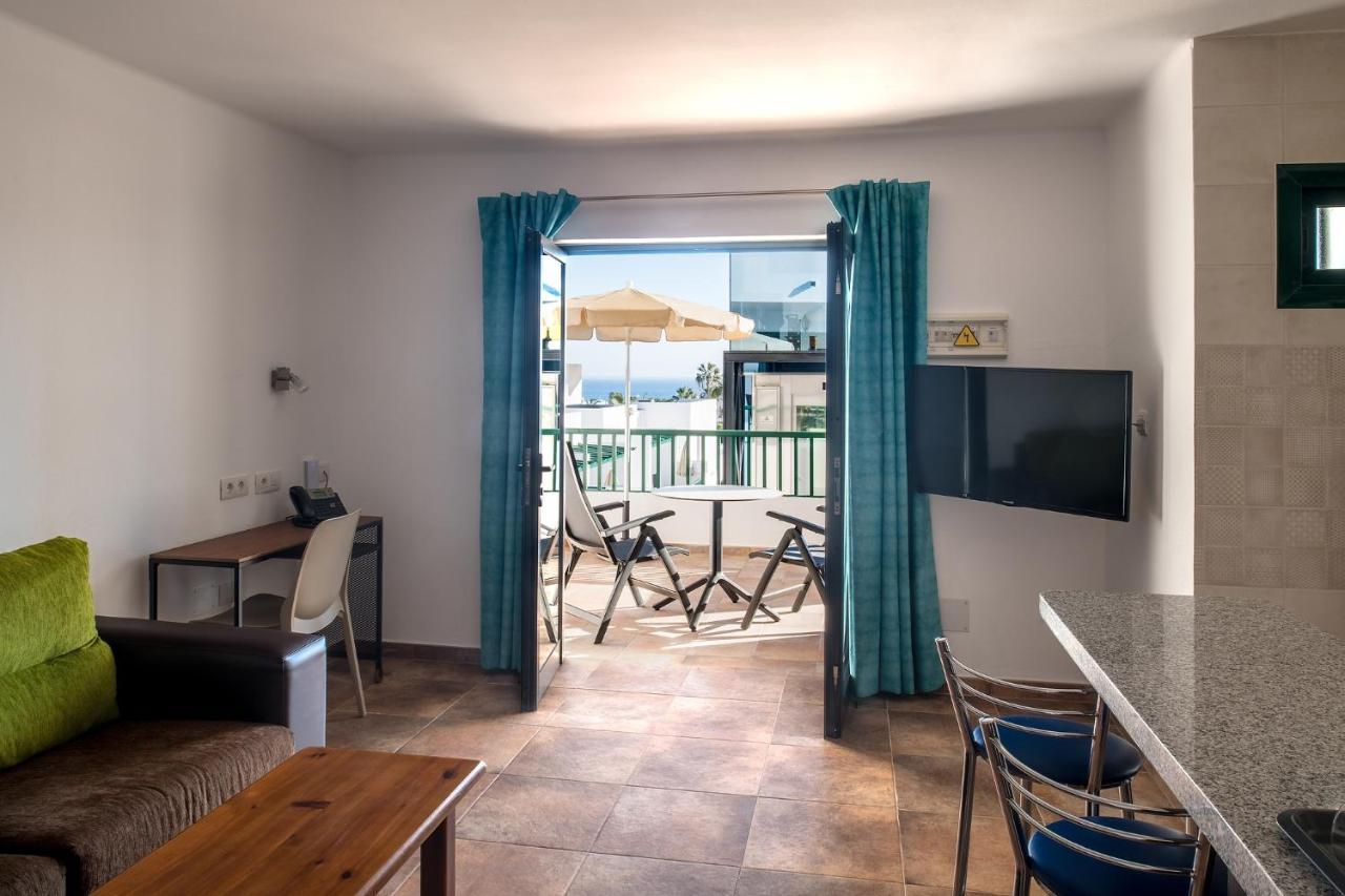 Apartamentos Villa Canaima Puerto del Carmen  Luaran gambar